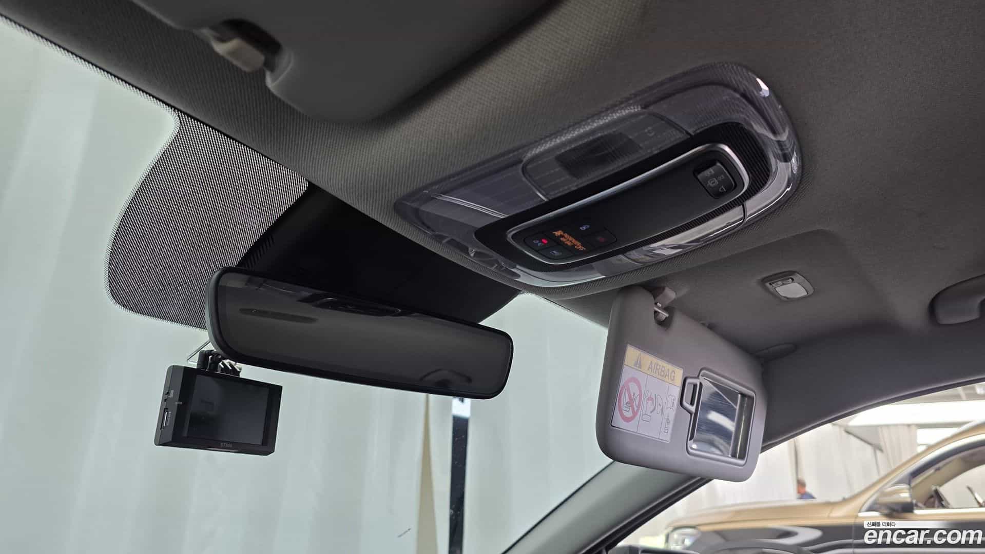 AVANTE Hyundai 2021.4-OPTION-022