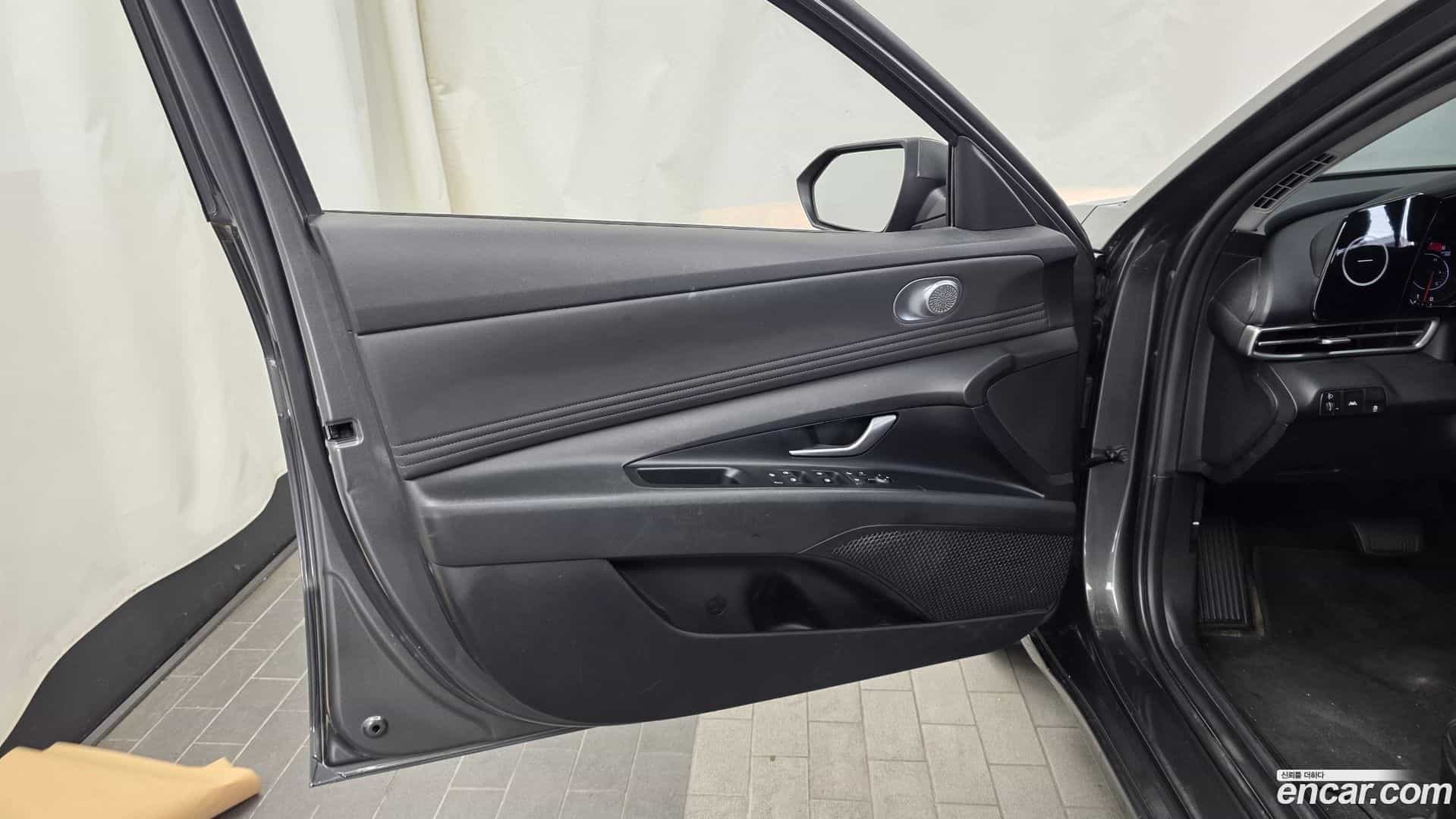 AVANTE Hyundai 2021.4-INNER-034