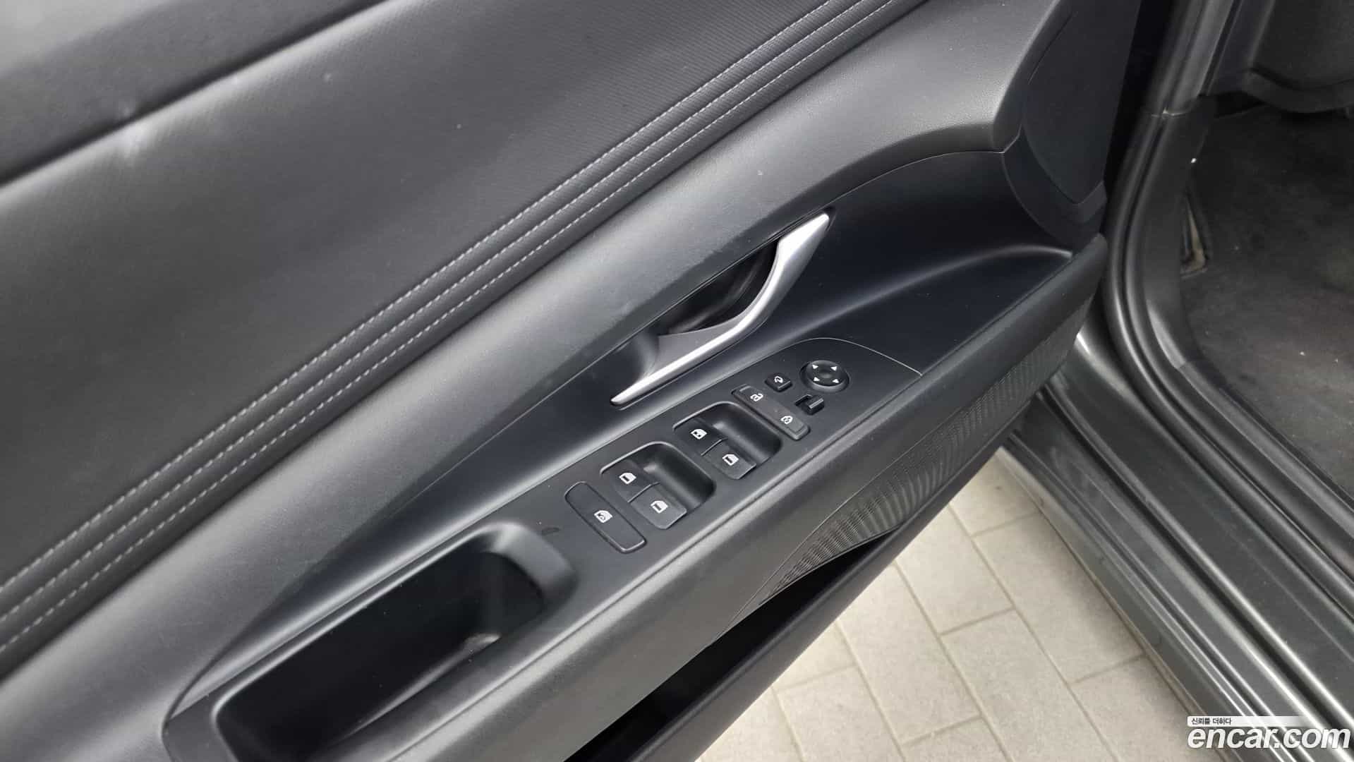 AVANTE Hyundai 2021.4-OPTION-041