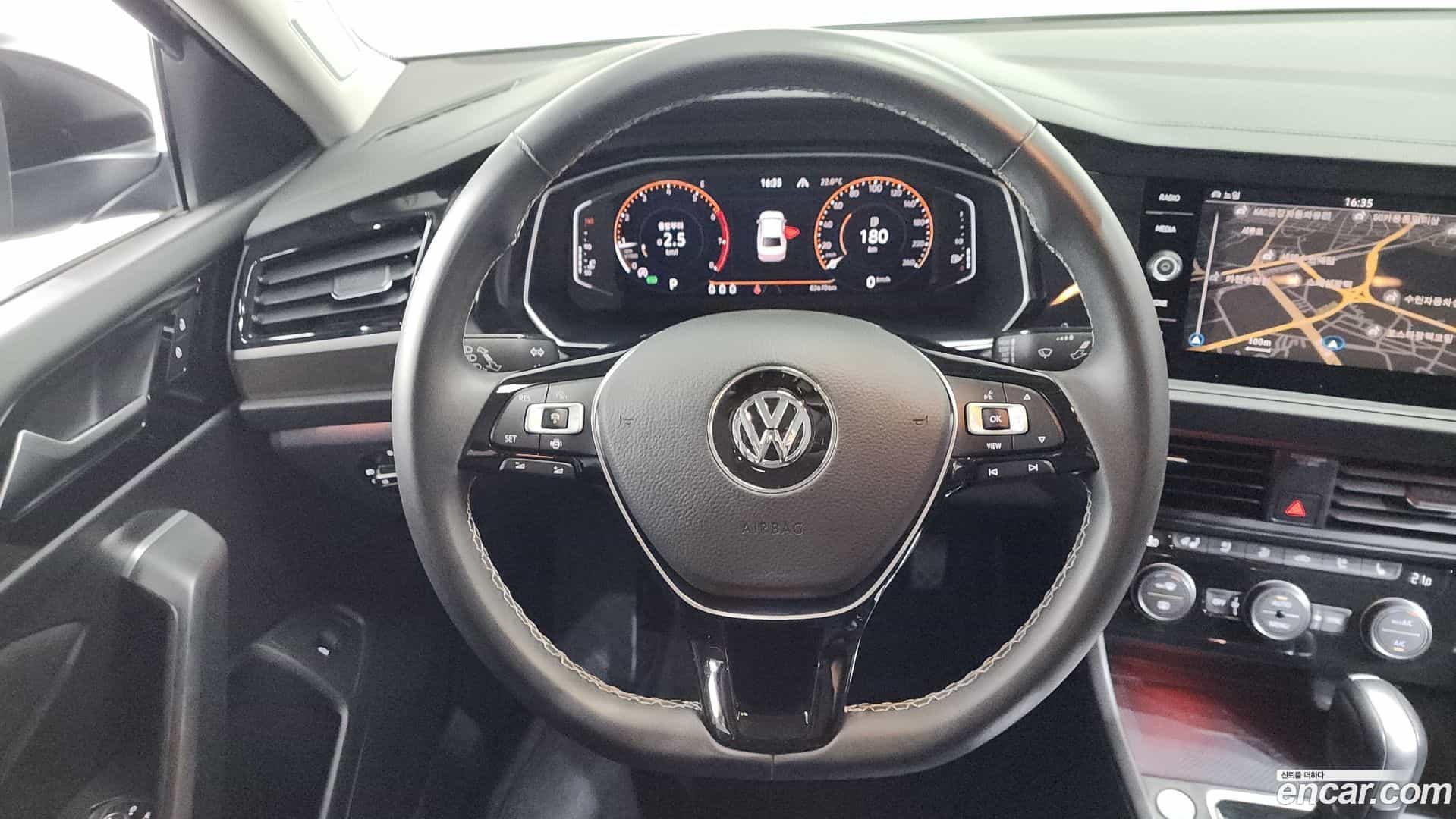 Jetta Volkswagen 2021.9-OPTION-017
