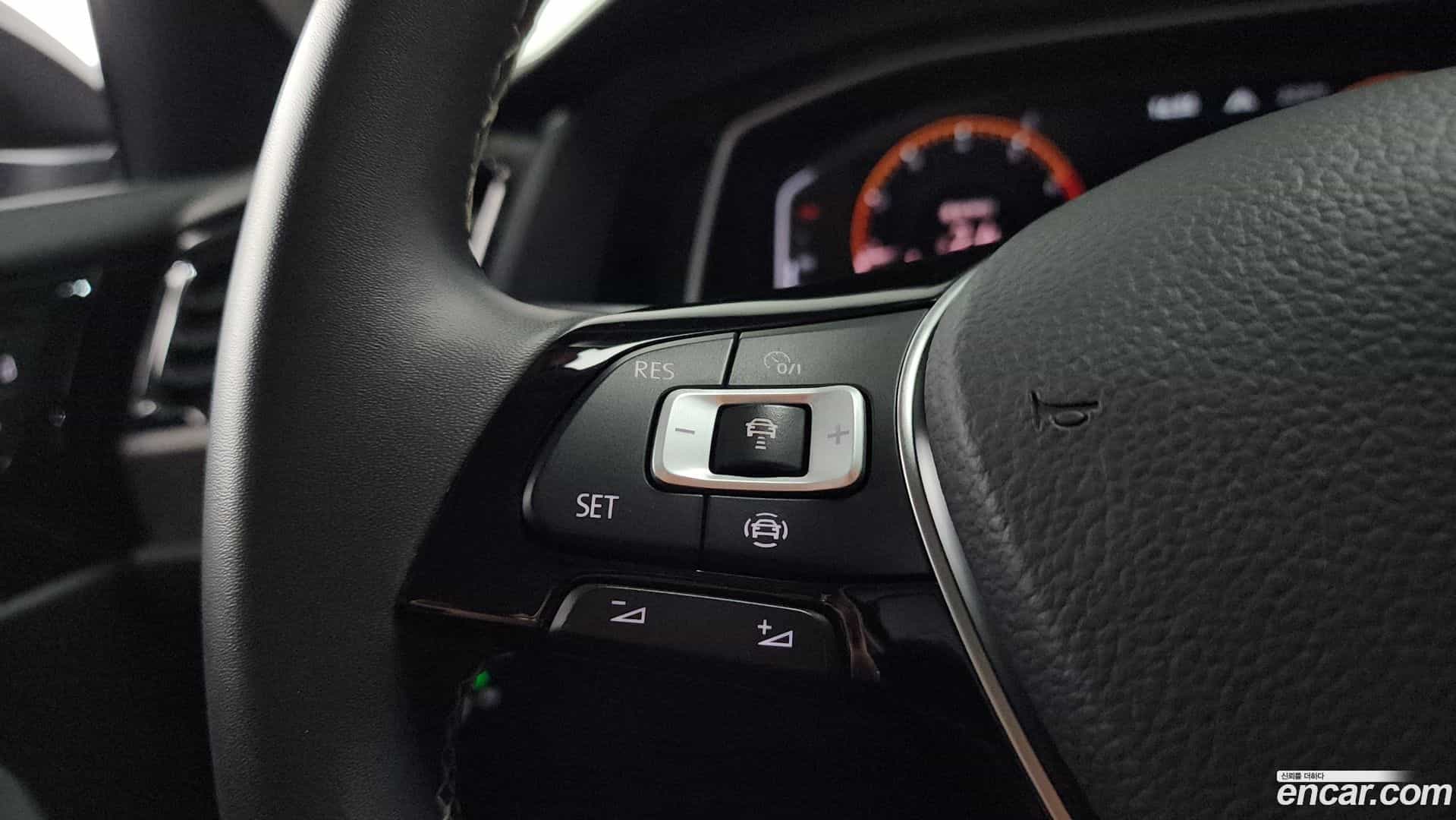 Jetta Volkswagen 2021.9-OPTION-020