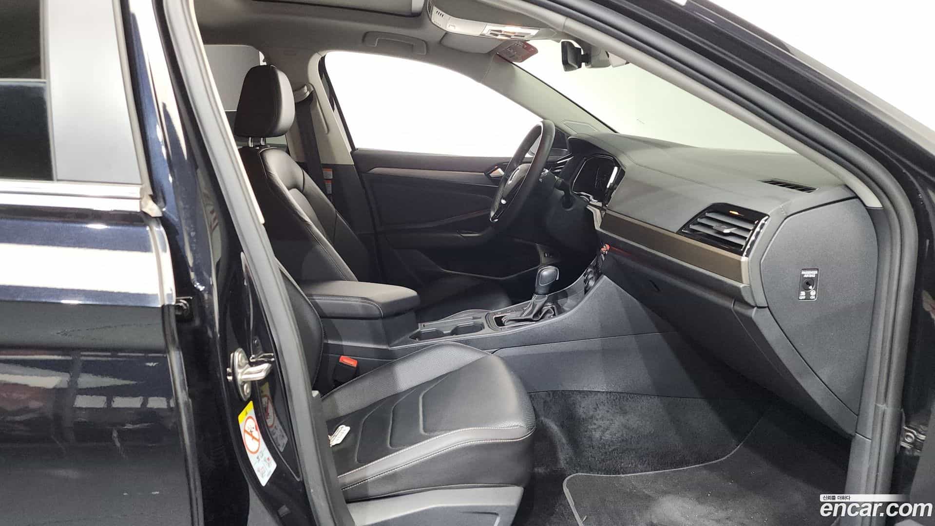 Jetta Volkswagen 2021.9-INNER-036