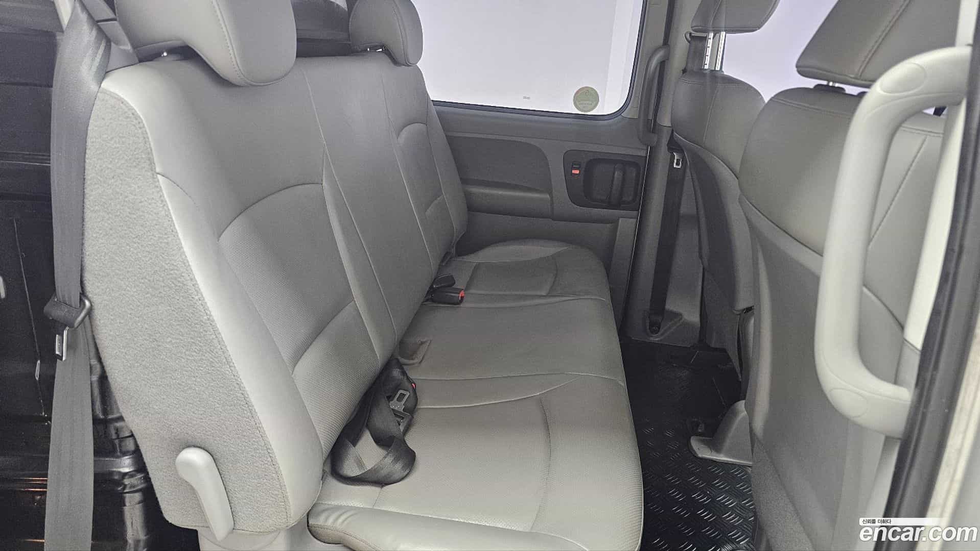 Starex Hyundai 2018.8-OUTER-006