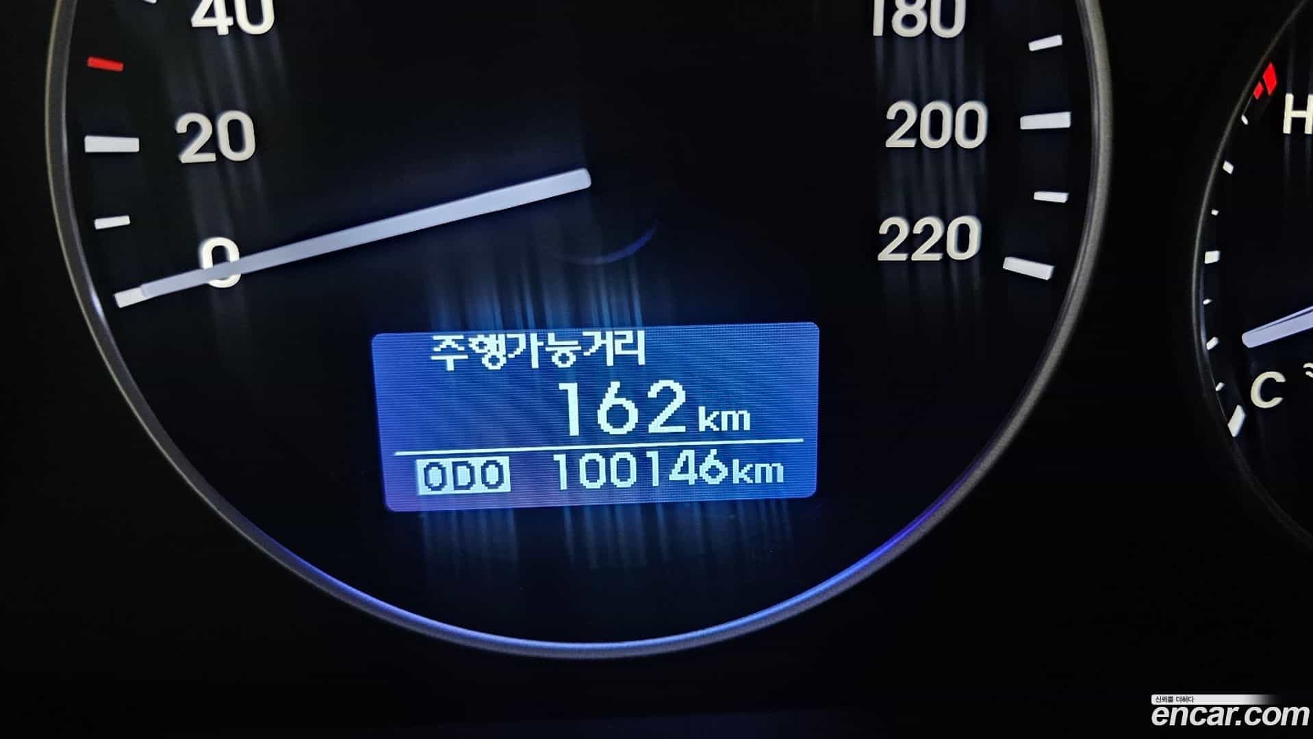 Starex Hyundai 2018.8-OPTION-016