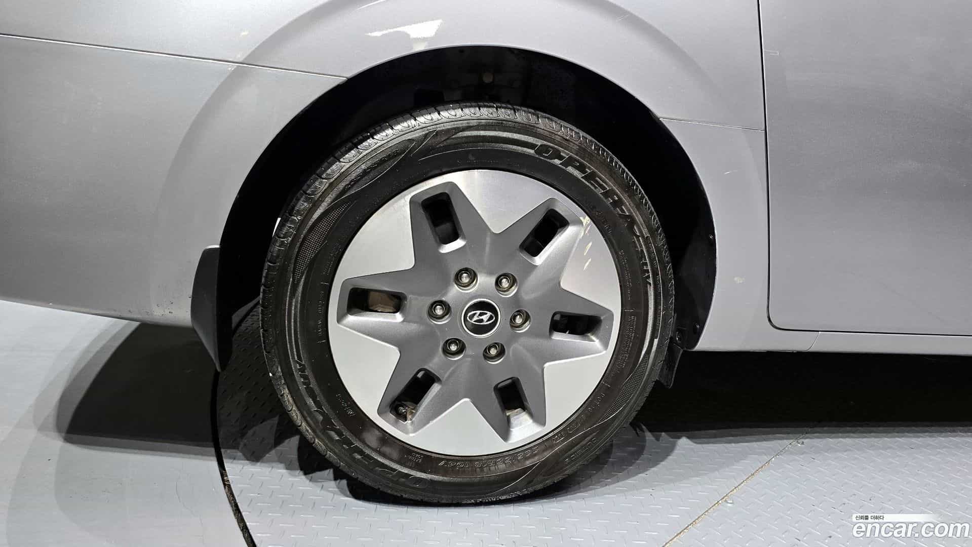 Staria Hyundai 2023.2-OUTER-005