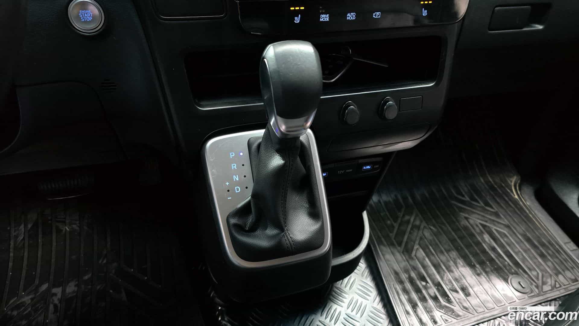 Staria Hyundai 2023.2-INNER-009