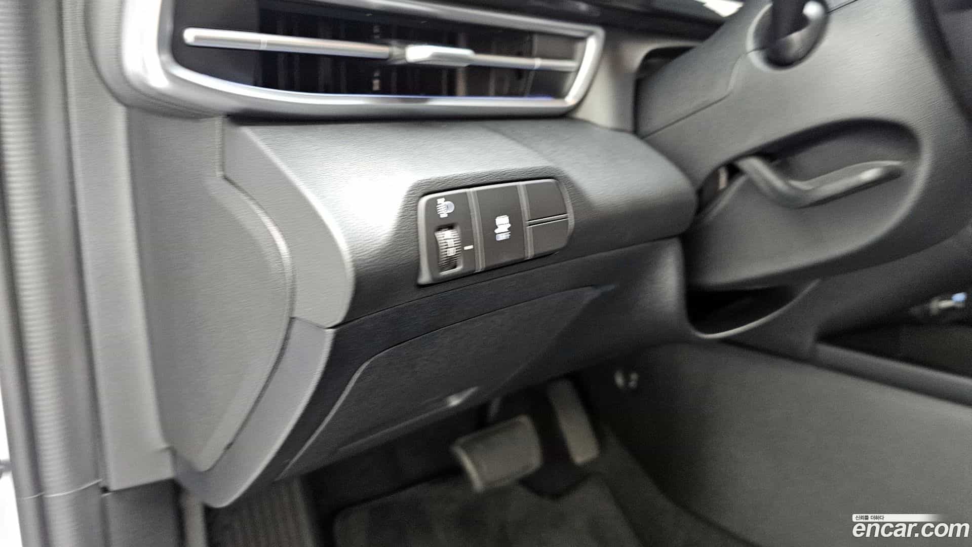 AVANTE Hyundai 2023.10-OPTION-019