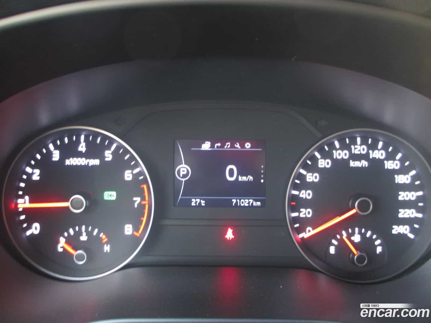 Sportage Kia 2017.5-INNER-008