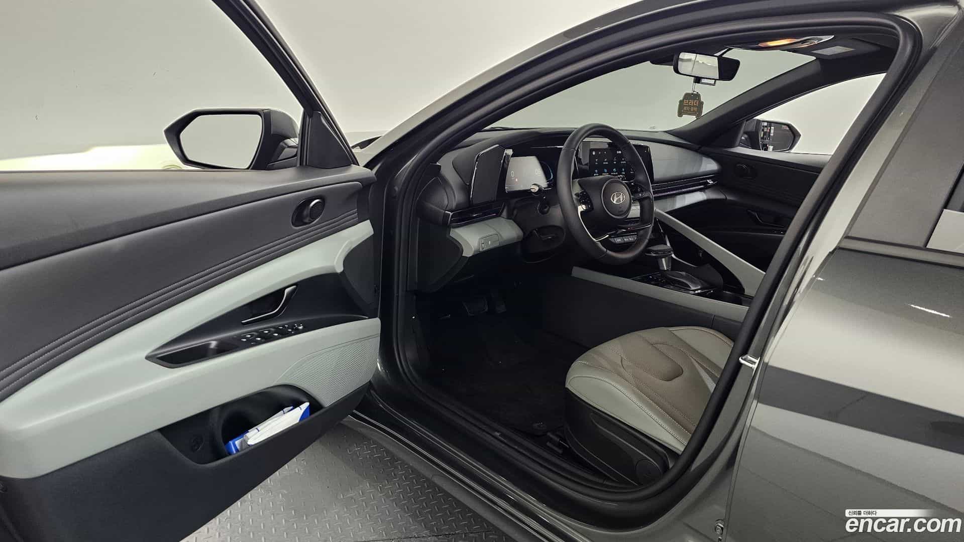 AVANTE Hyundai 2025.9-INNER-010
