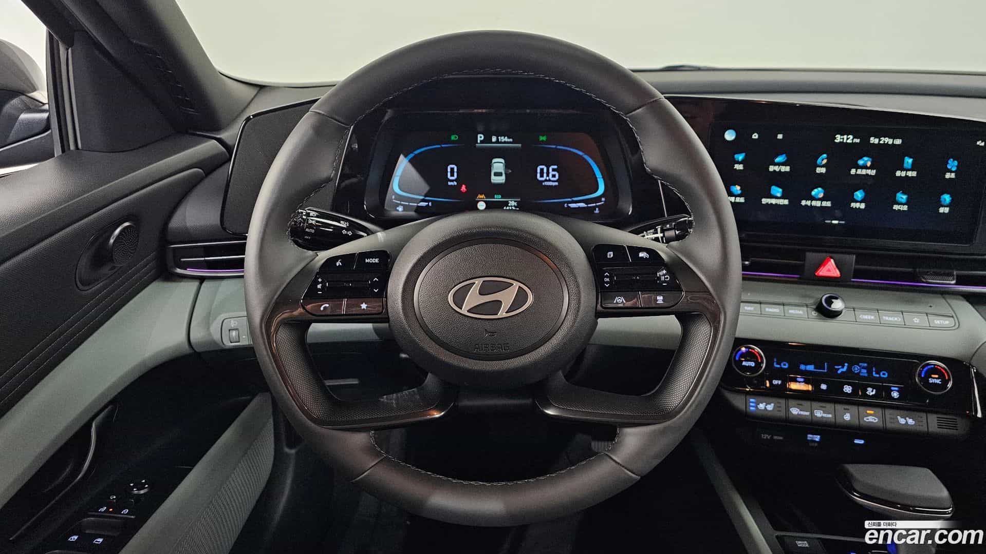 AVANTE Hyundai 2025.9-OPTION-018