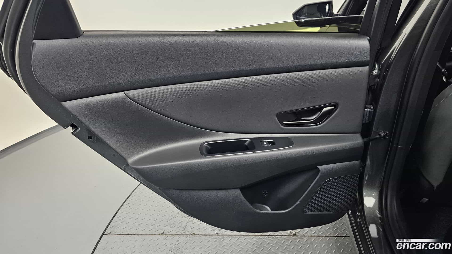AVANTE Hyundai 2025.9-INNER-035