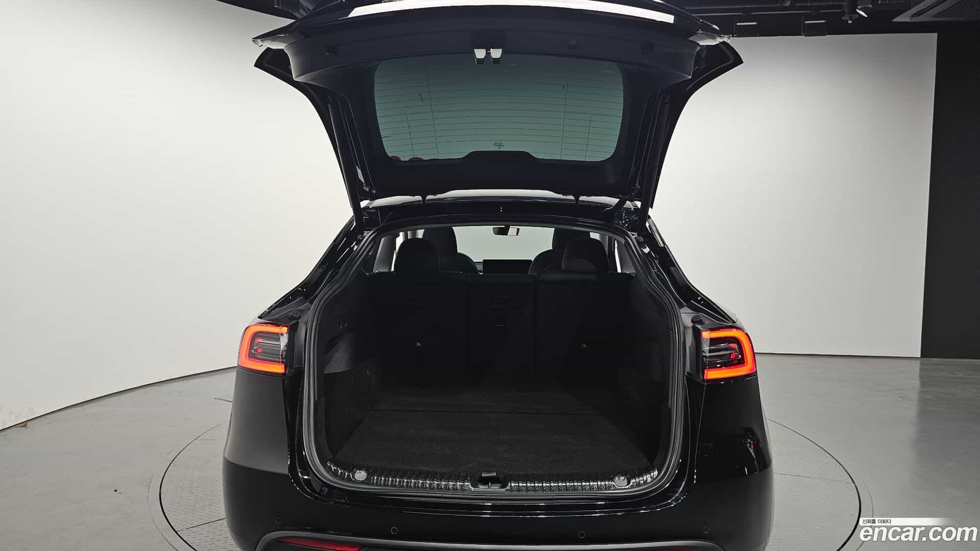 Model Y Tesla 2022.4-OPTION-024