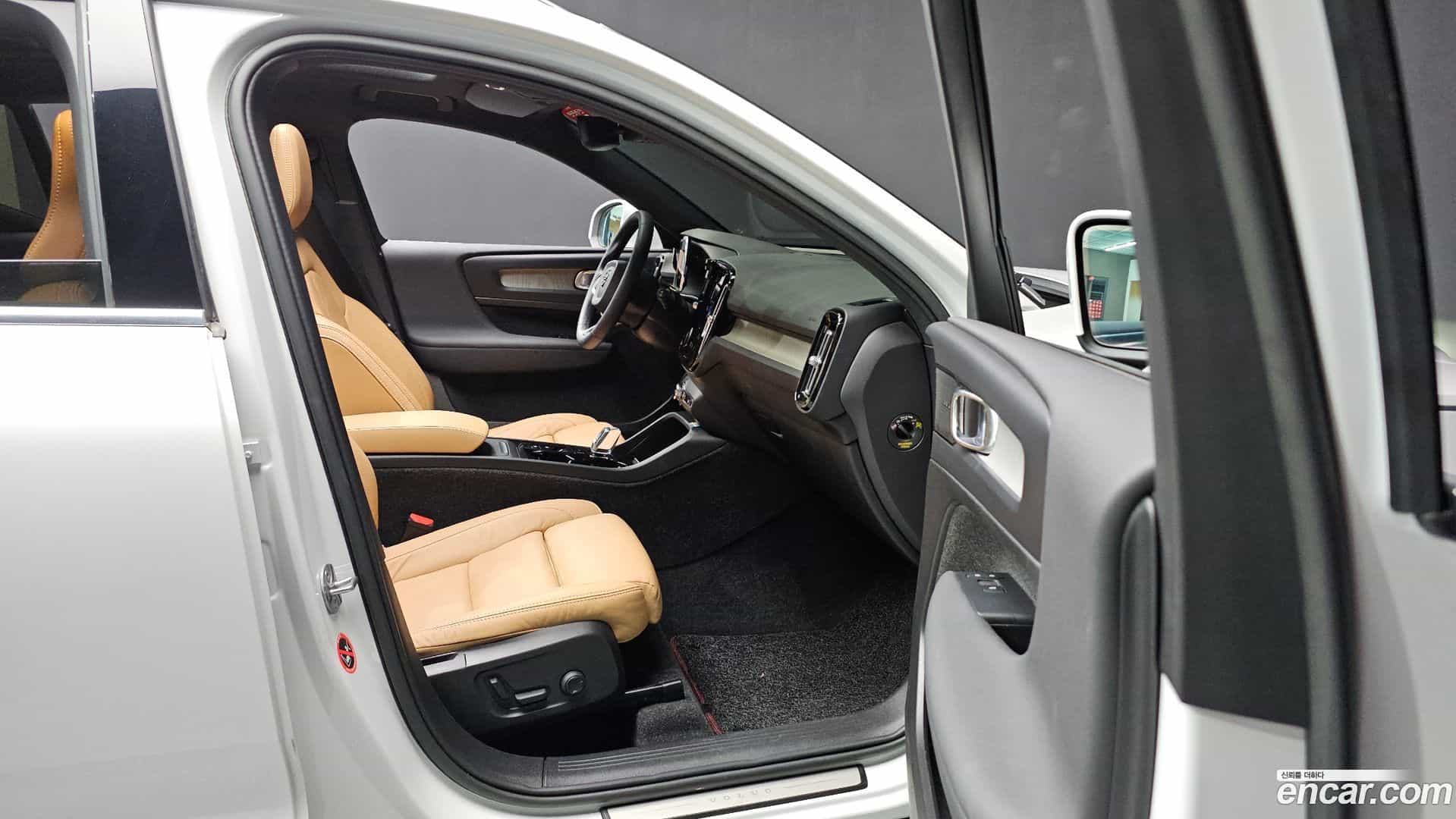 XC40 Volvo 2022.6-OPTION-021