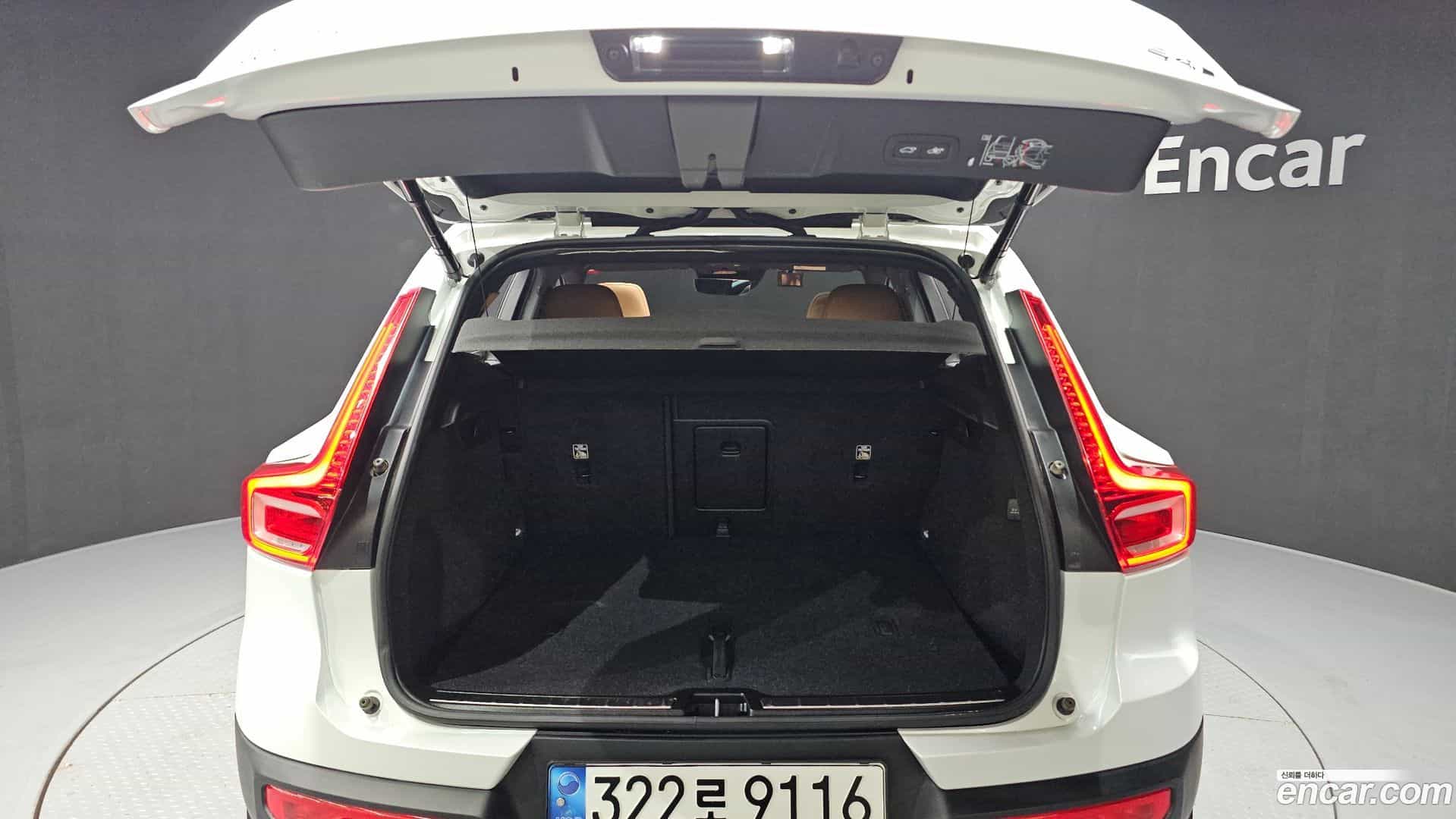 XC40 Volvo 2022.6-OPTION-024