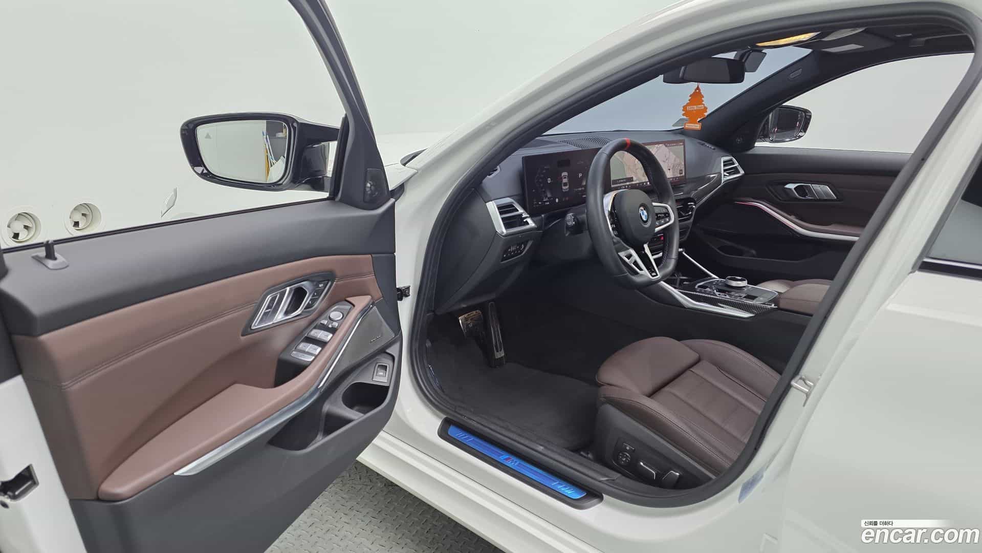 3-Series BMW 2025.9-INNER-010