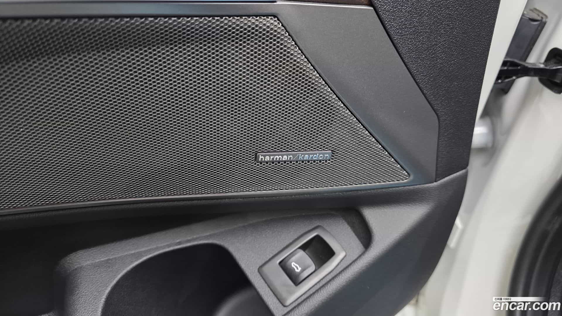3-Series BMW 2025.9-OPTION-042