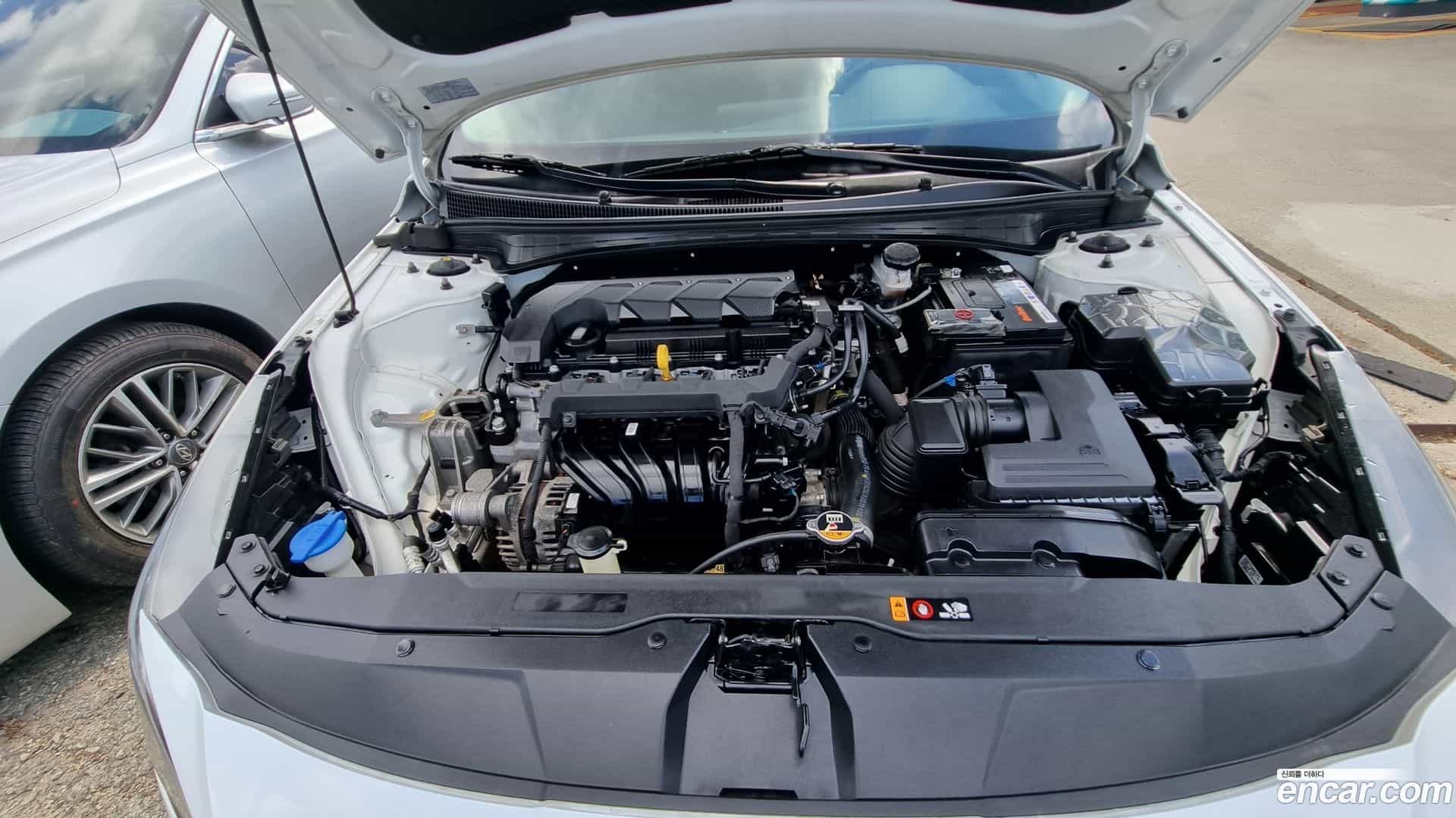 AVANTE Hyundai 2020.8-OPTION-018