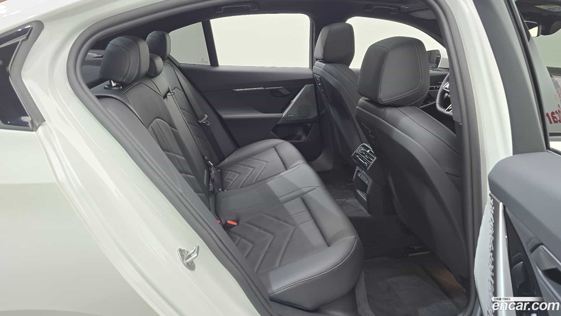 5-Series BMW 2026.0-OPTION-024