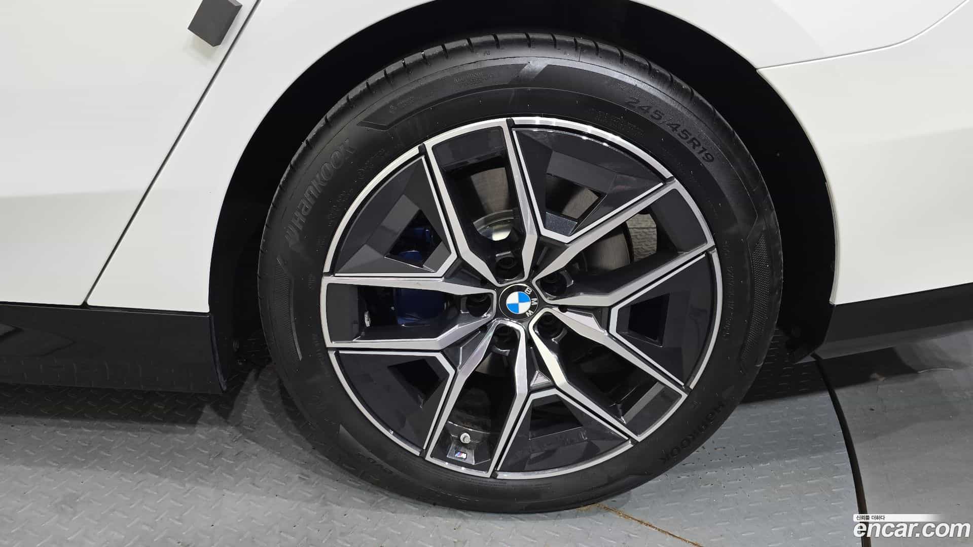 5-Series BMW 2026.0-OUTER-031