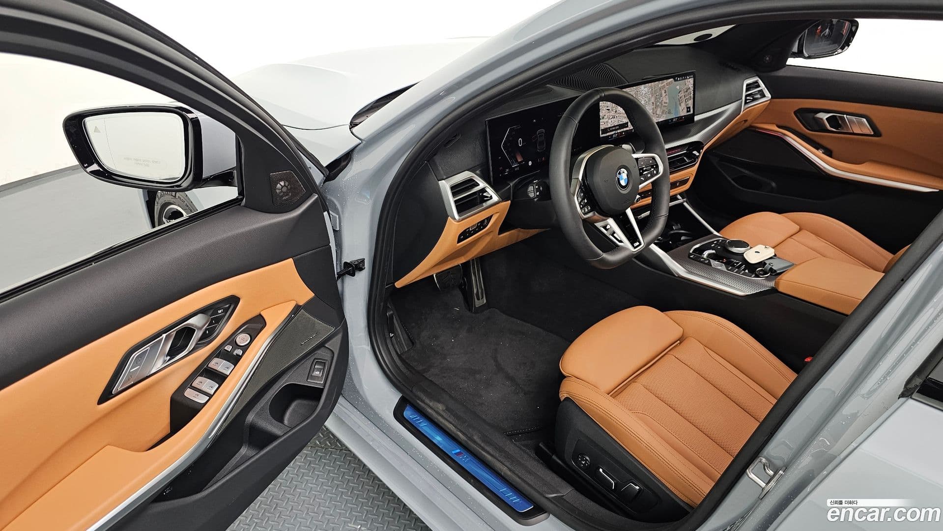 Main__Slider__Photo:3-Series BMW 2025.8-9