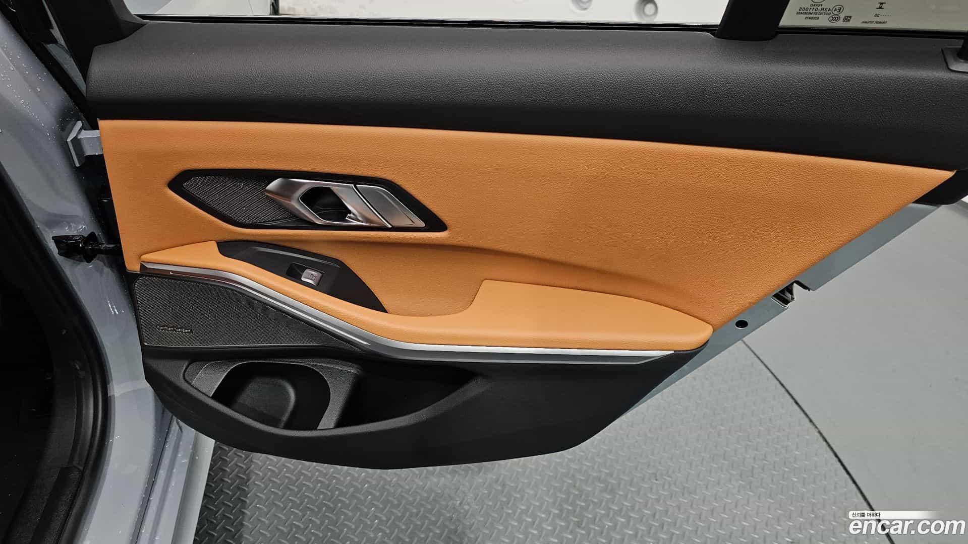 3-Series BMW 2025.8-INNER-035