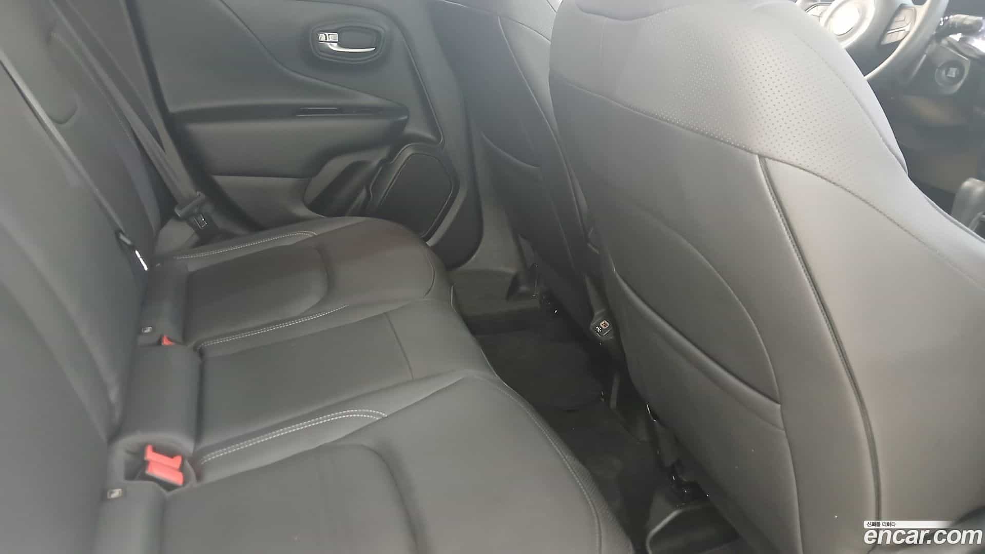 Renegade Jeep 2021.2-OPTION-017