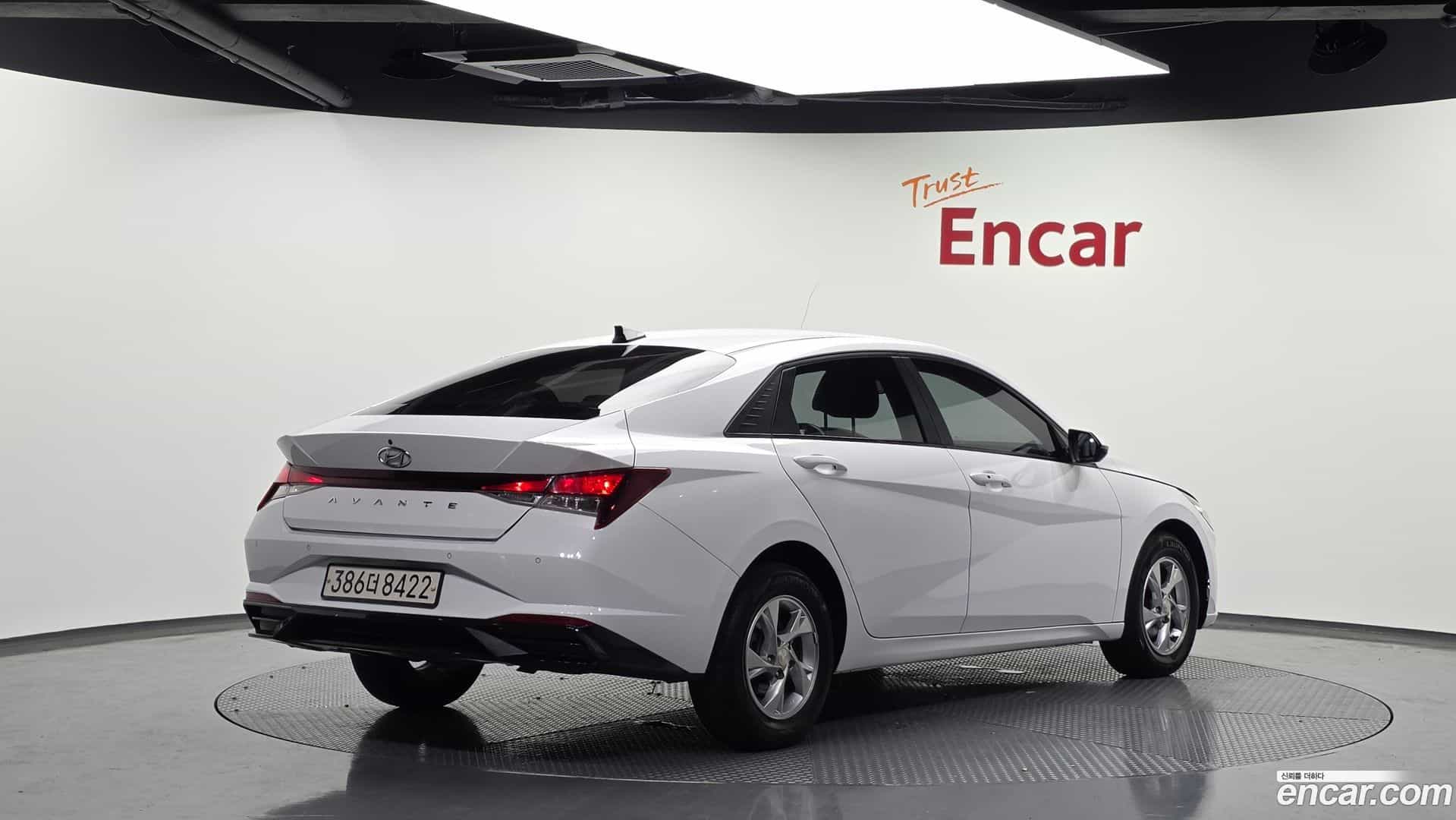 AVANTE Hyundai 2021.6-OUTER-002