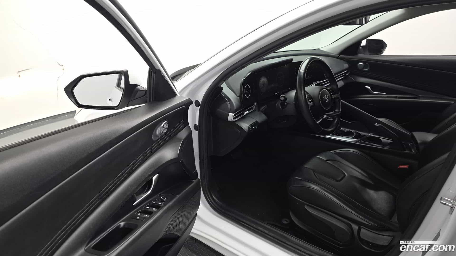 AVANTE Hyundai 2021.6-INNER-010