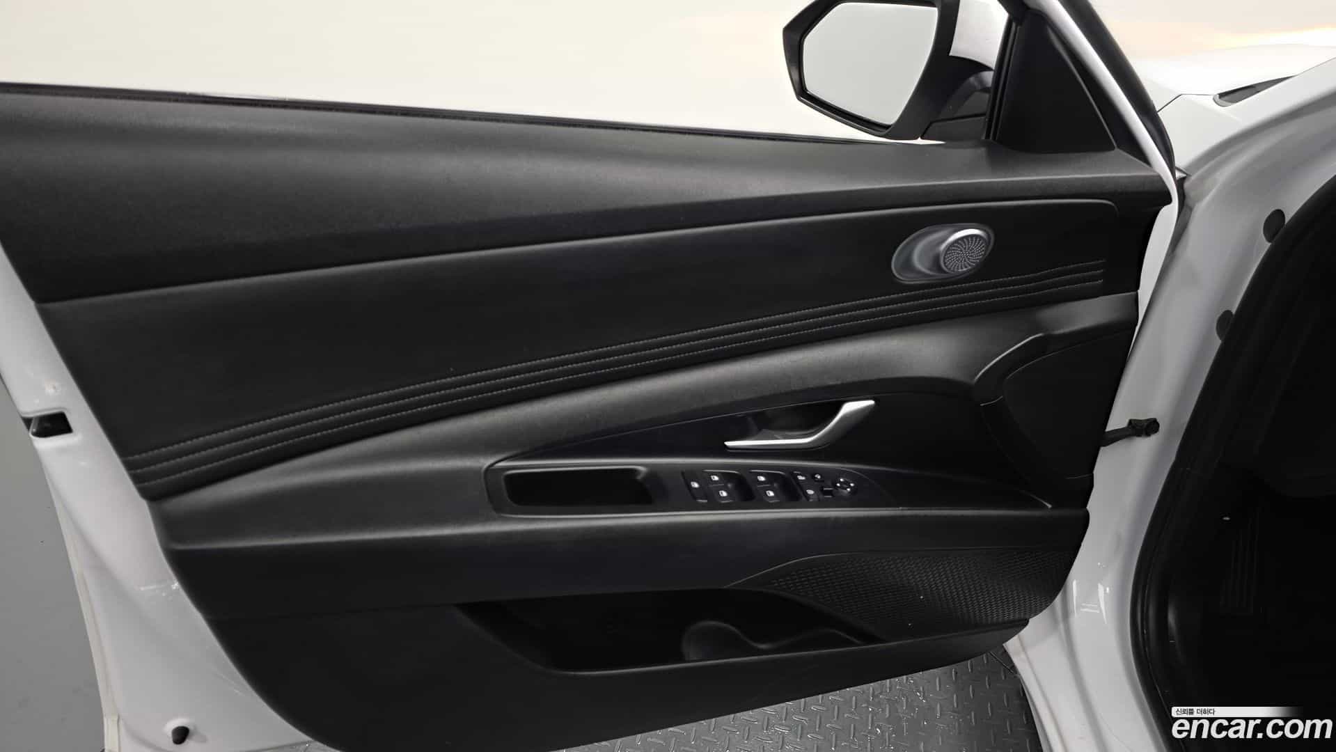 AVANTE Hyundai 2021.6-INNER-034