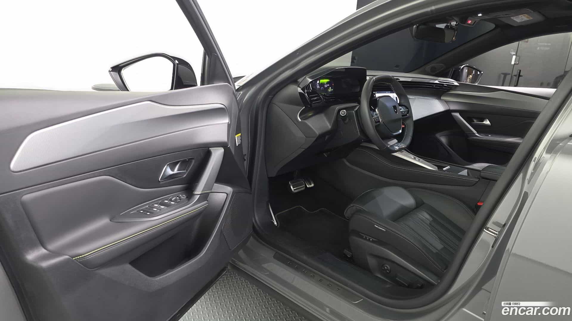 408 Peugeot 2025.4-INNER-010