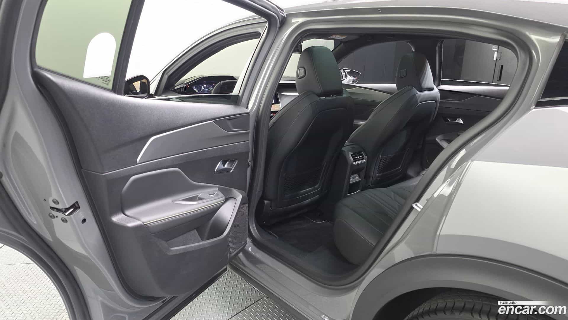 408 Peugeot 2025.4-INNER-036