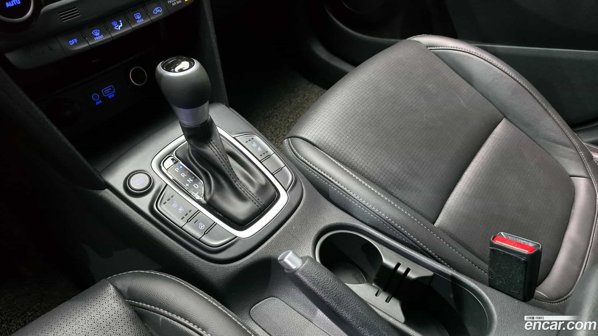 Kona Hyundai 2019.9-INNER-009