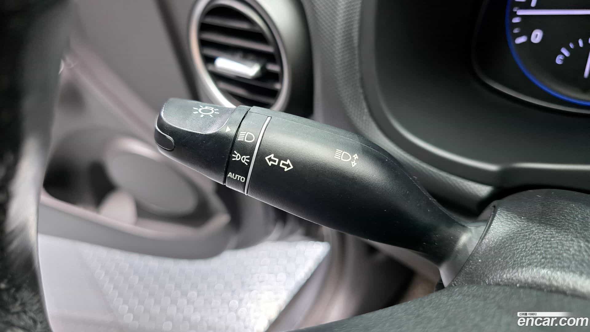 Kona Hyundai 2019.9-OPTION-021