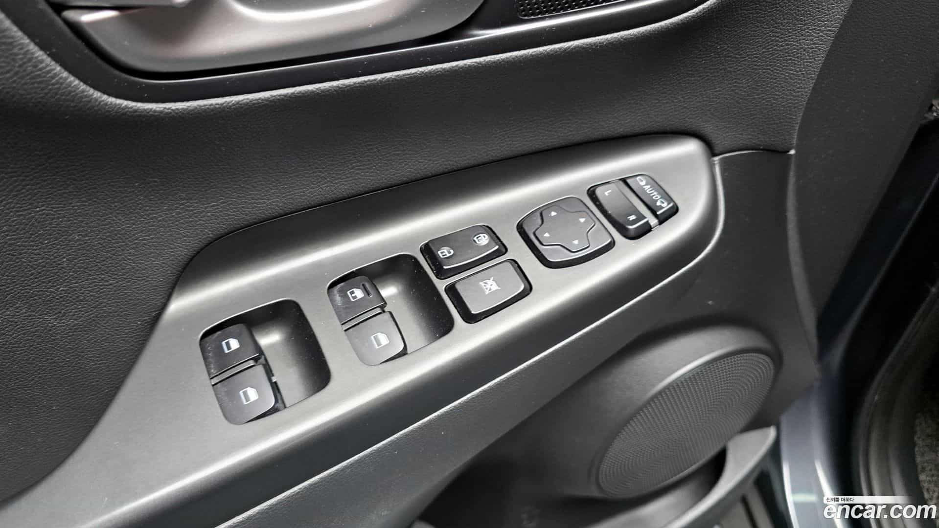 Kona Hyundai 2019.9-OPTION-043