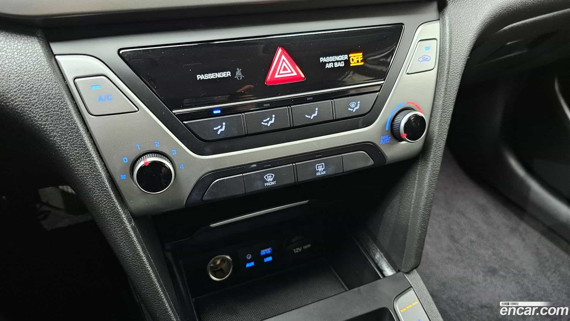 AVANTE Hyundai 2018.4-OPTION-023