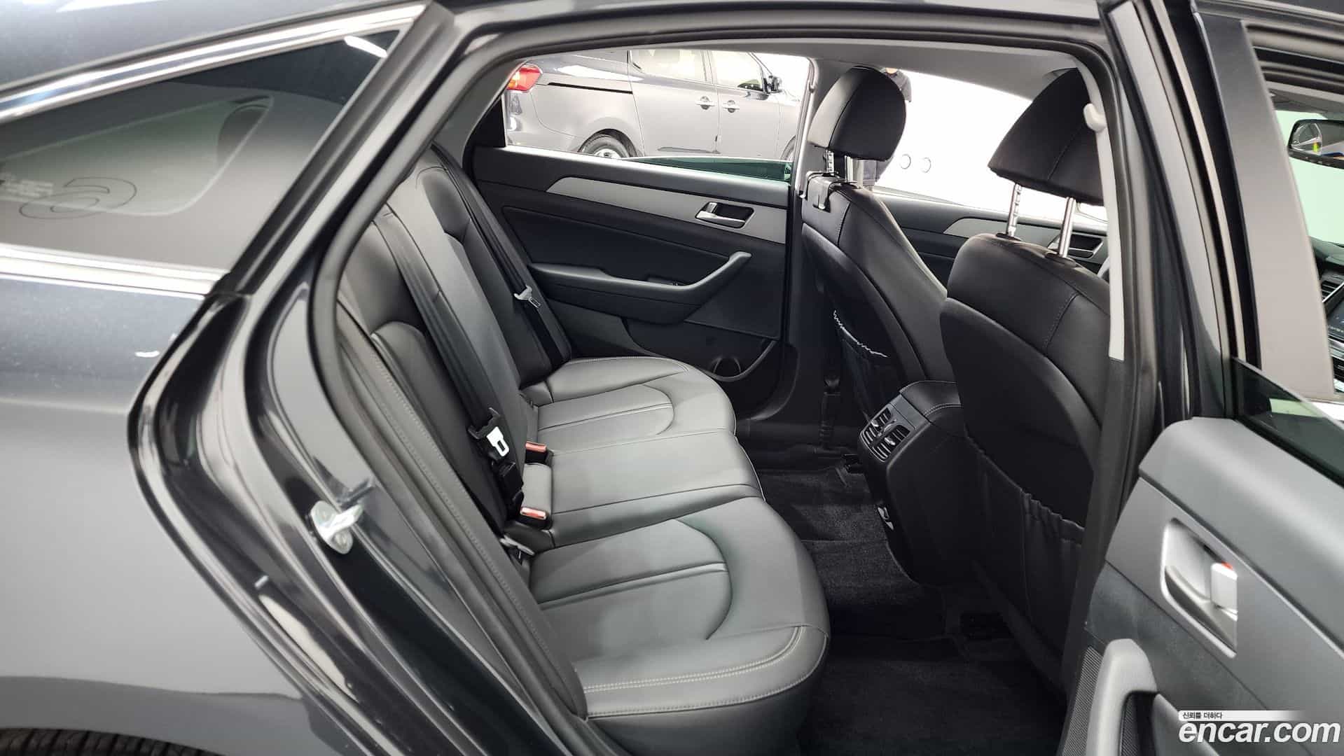 Sonata Hyundai 2019.2-OPTION-015
