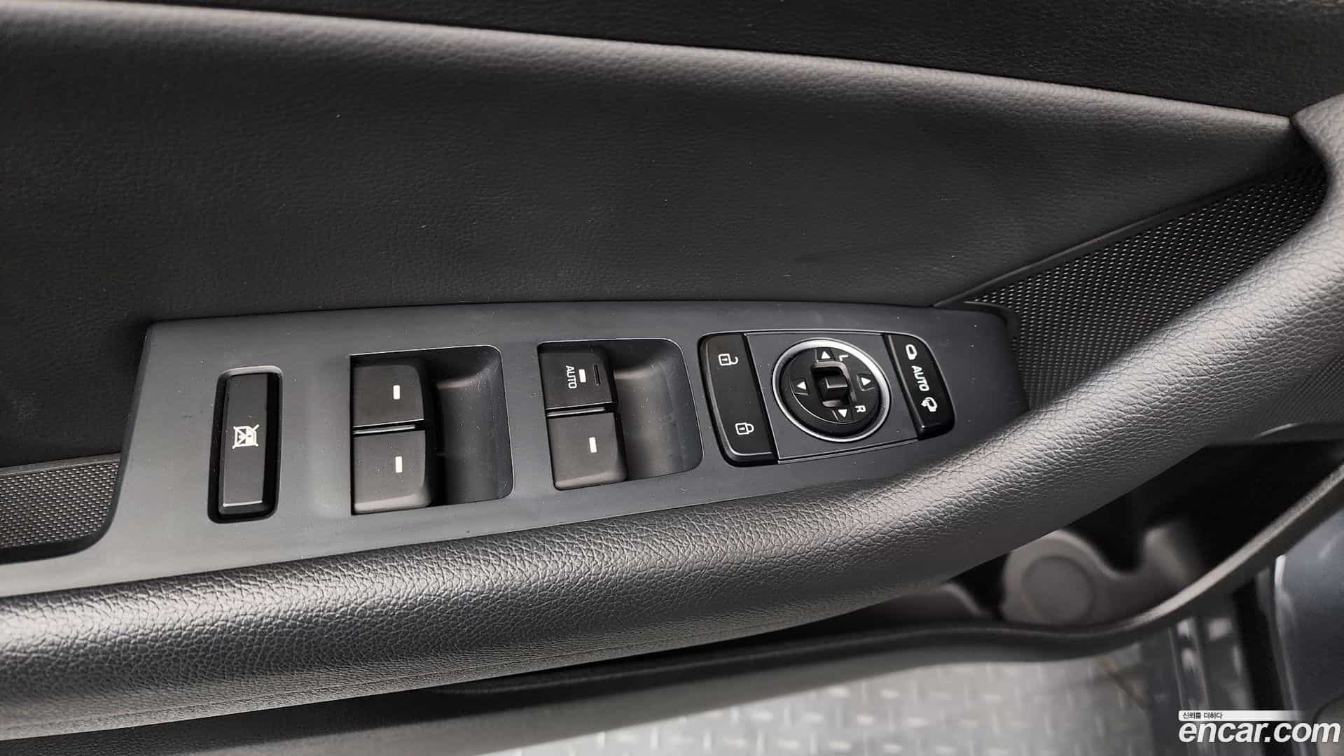 Sonata Hyundai 2019.2-OPTION-016