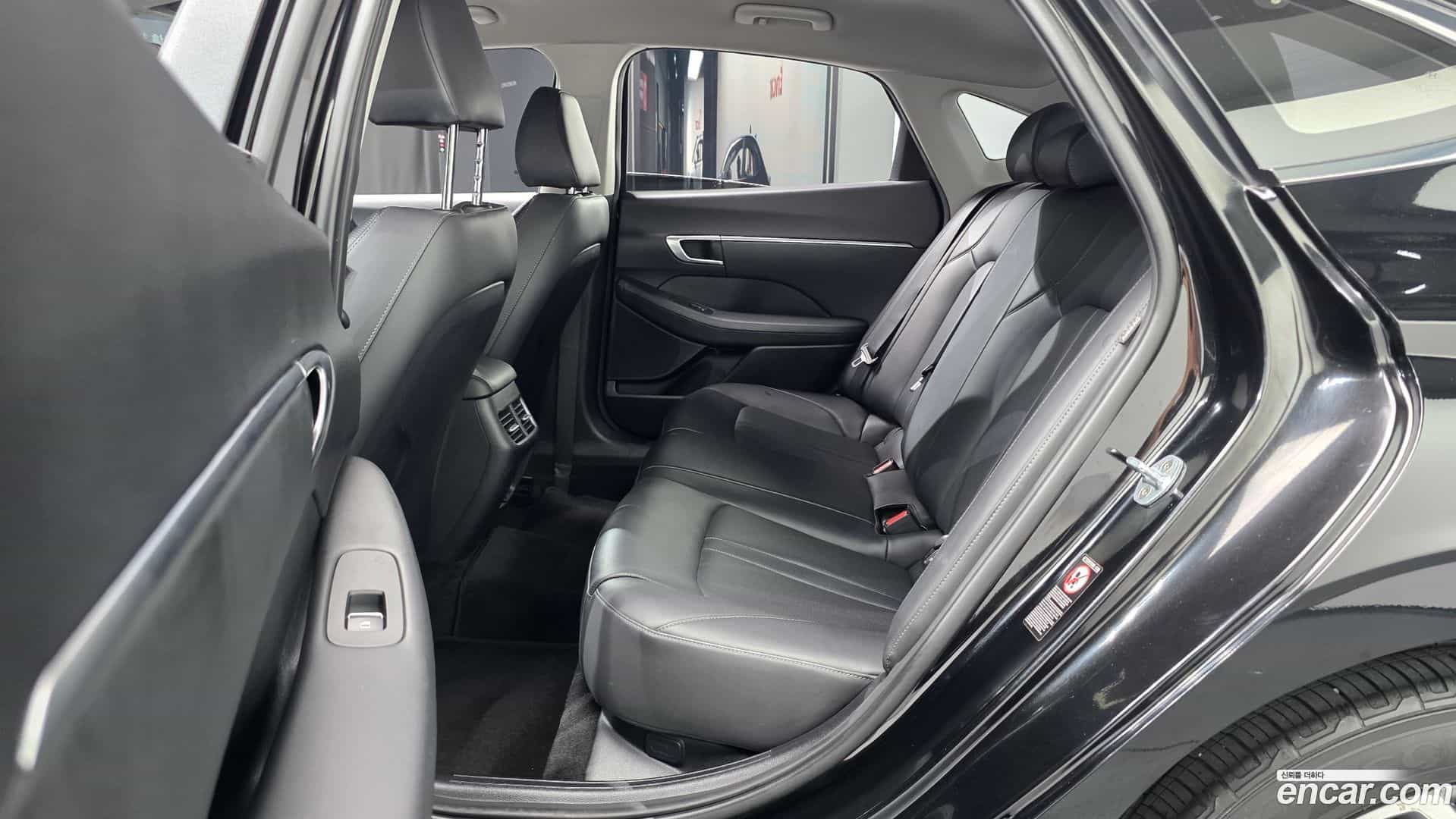 Sonata Hyundai 2019.3-OPTION-015