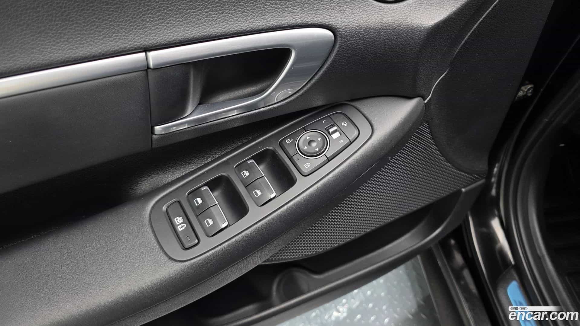 Sonata Hyundai 2019.3-OPTION-040