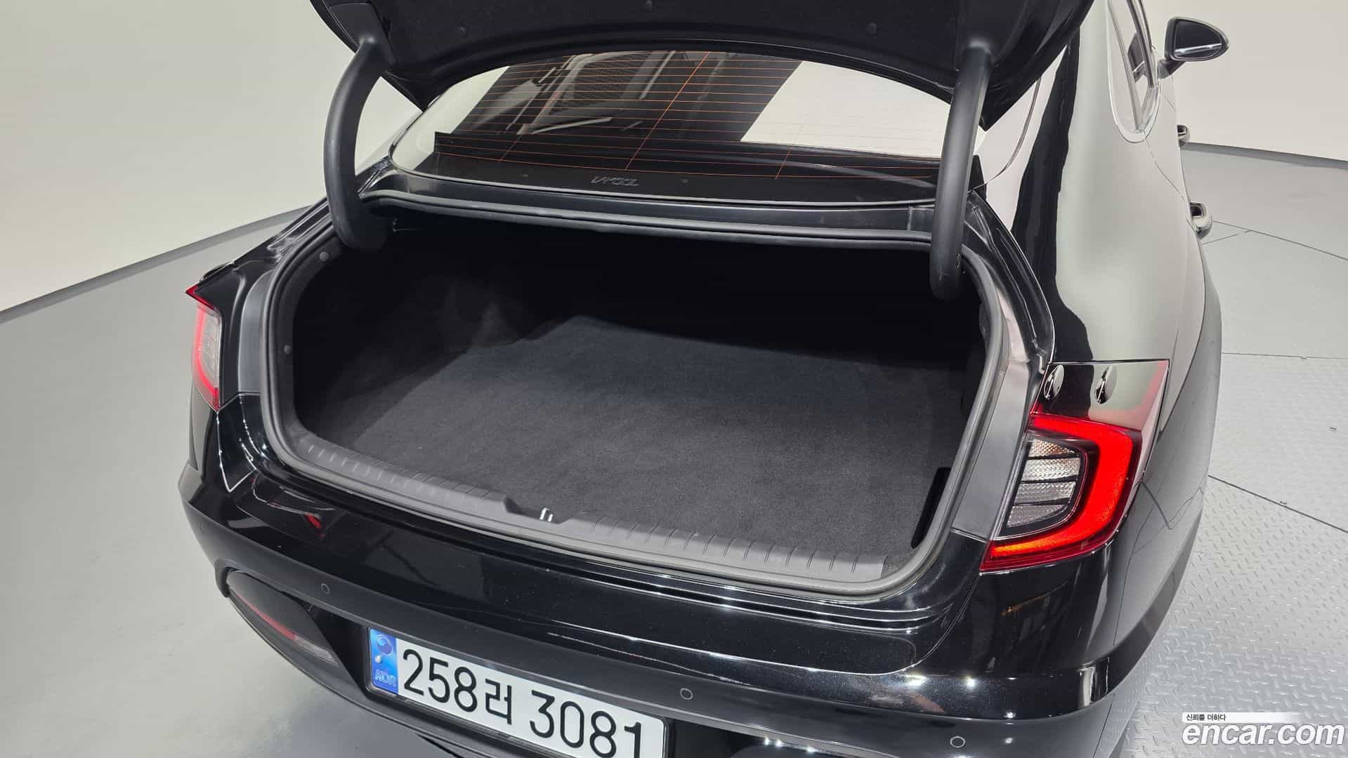 Sonata Hyundai 2019.3-OPTION-043