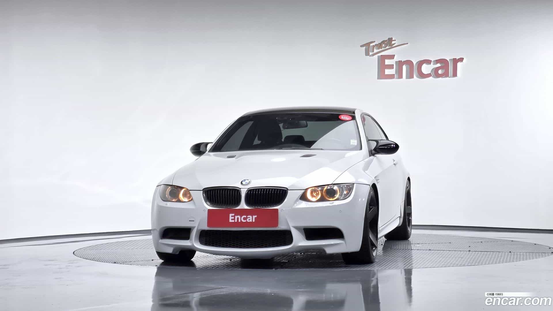 M3 BMW 2010.5-OUTER-003