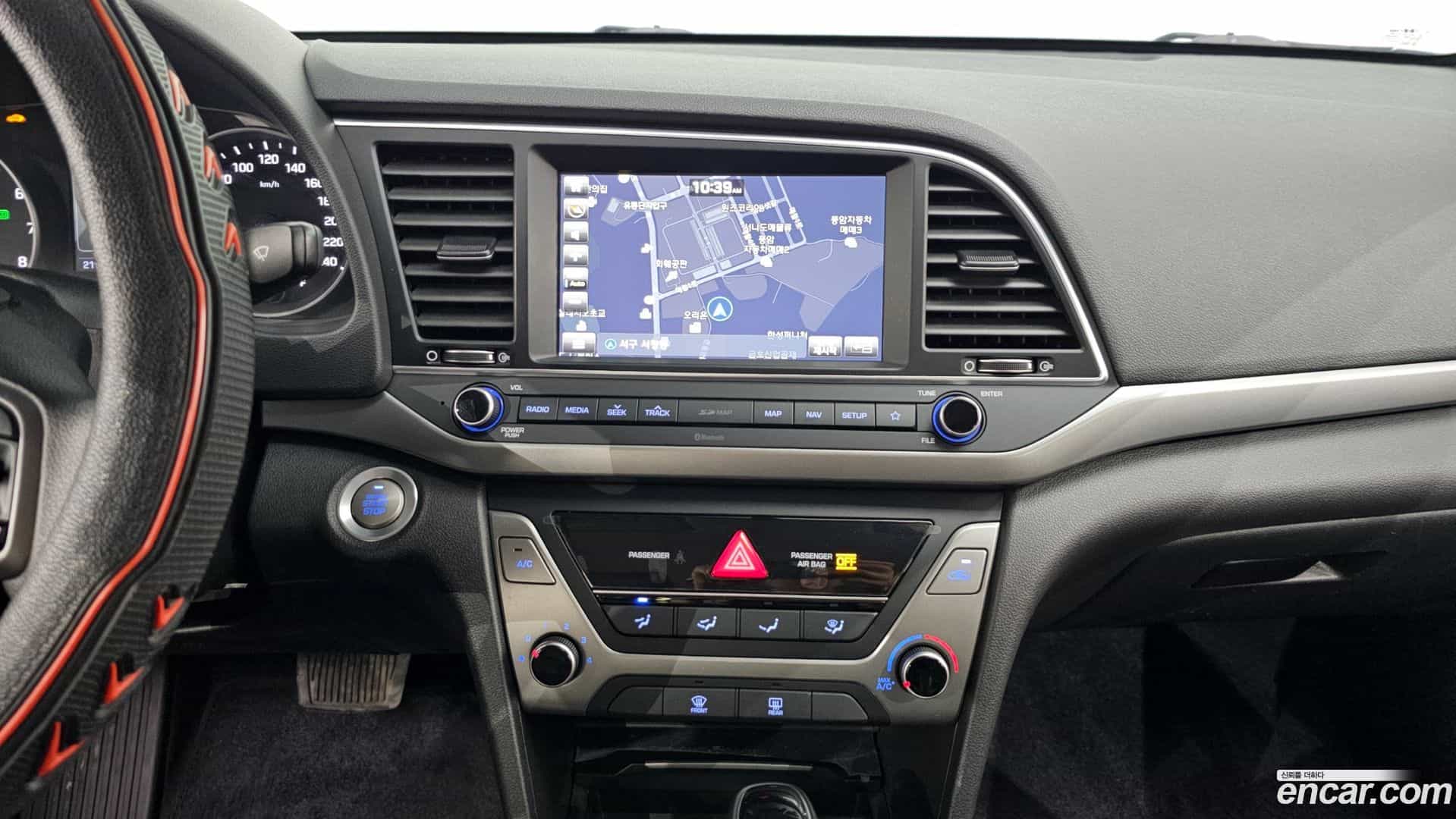 AVANTE Hyundai 2018.8-OPTION-019