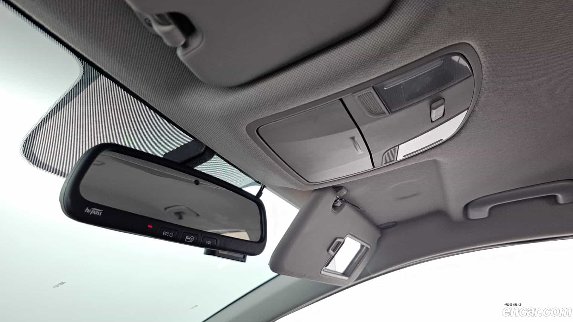 AVANTE Hyundai 2018.8-OPTION-024