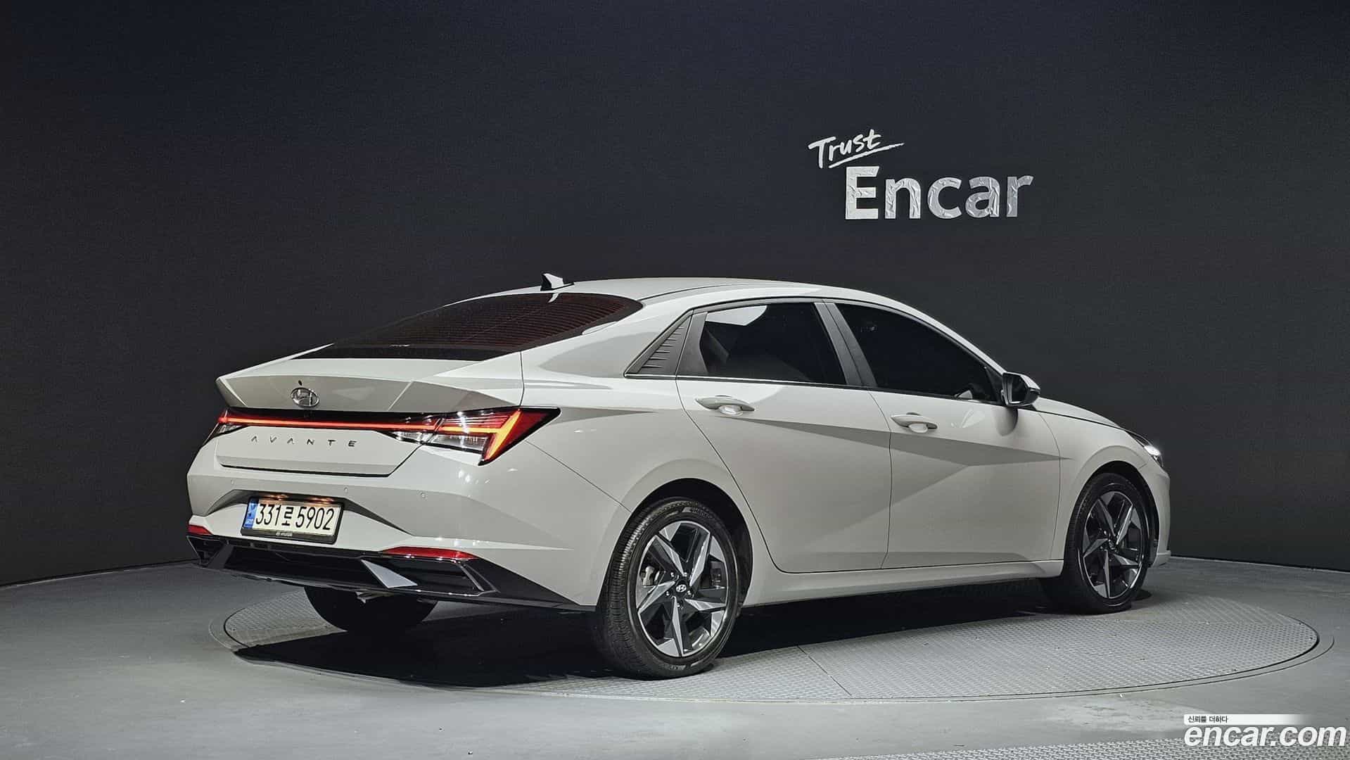 AVANTE Hyundai 2022.1-OUTER-002