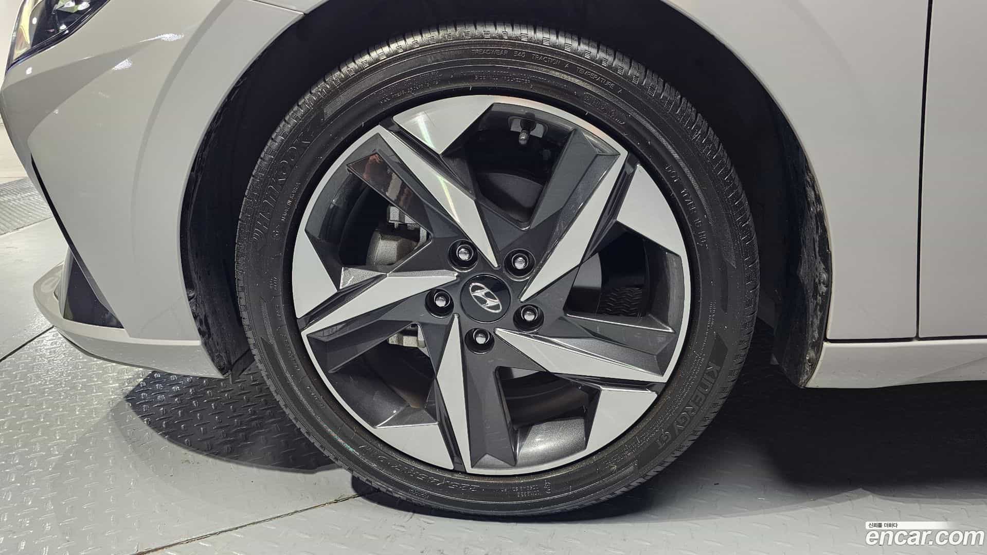 AVANTE Hyundai 2022.1-OUTER-005