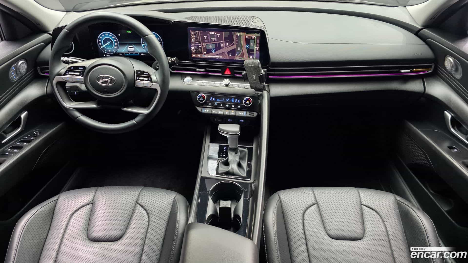 AVANTE Hyundai 2022.1-INNER-007