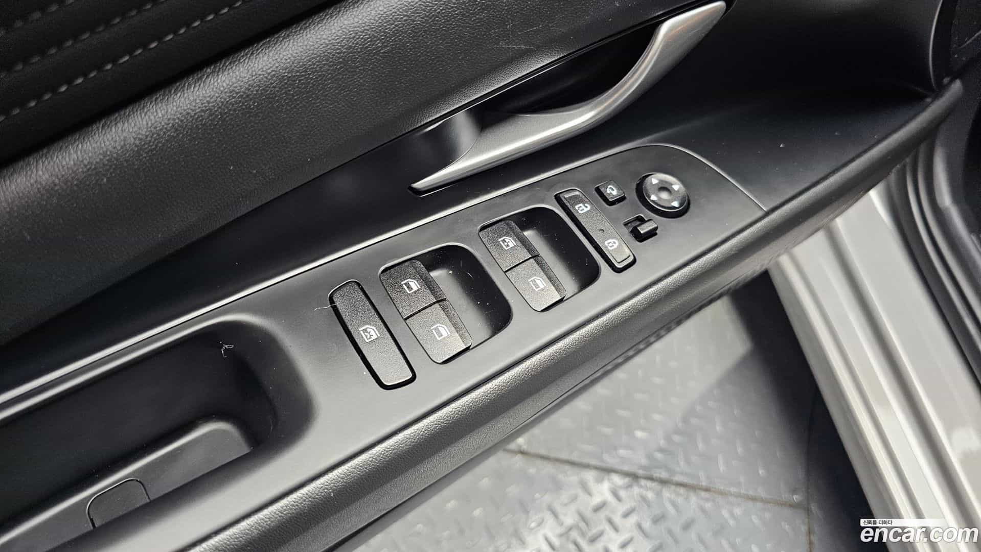 AVANTE Hyundai 2022.1-OPTION-041