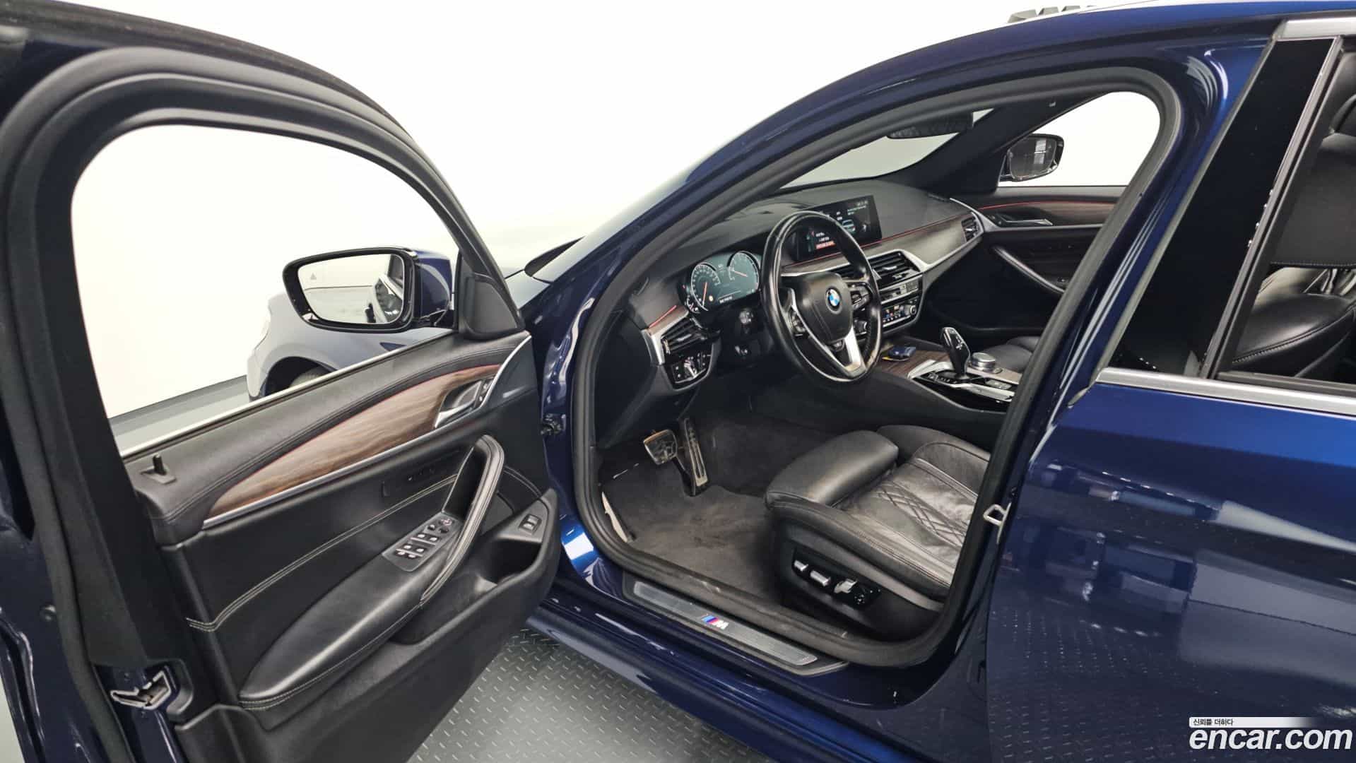 5-Series BMW 2017.10-INNER-010