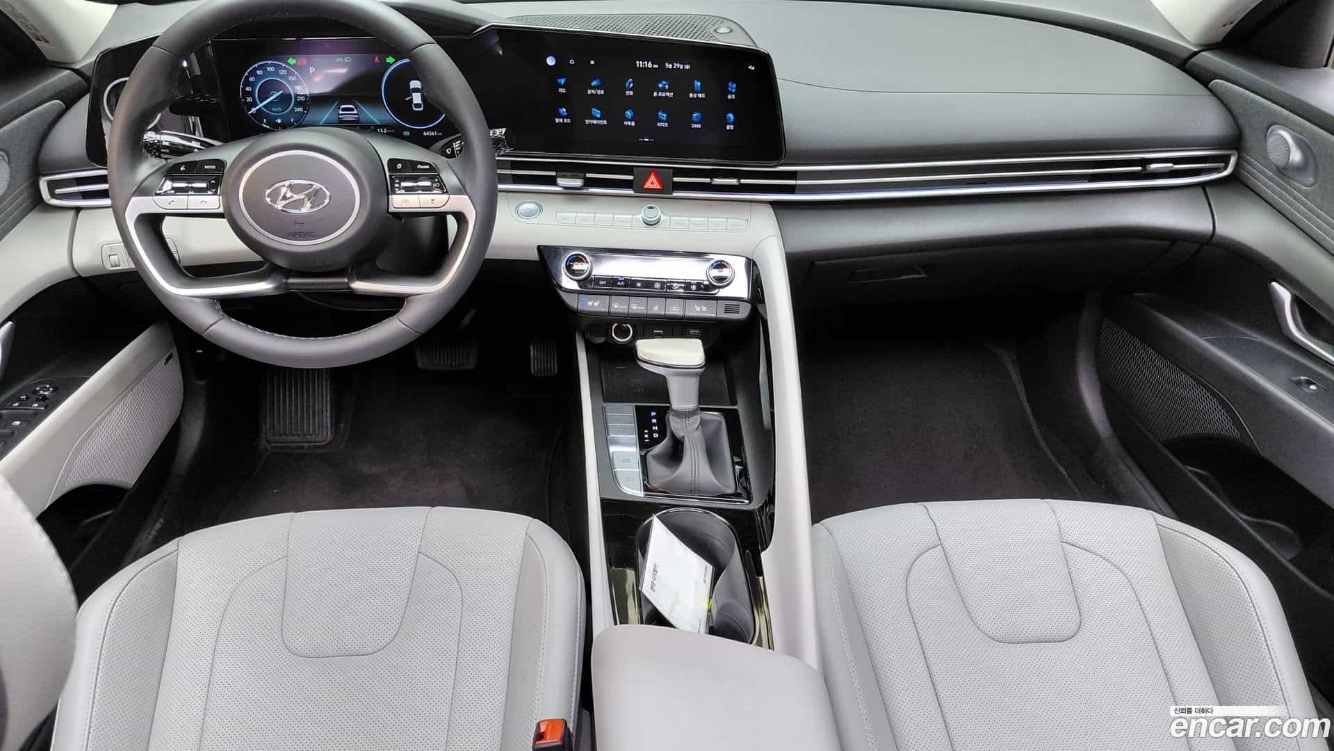 AVANTE Hyundai 2022.6-INNER-007