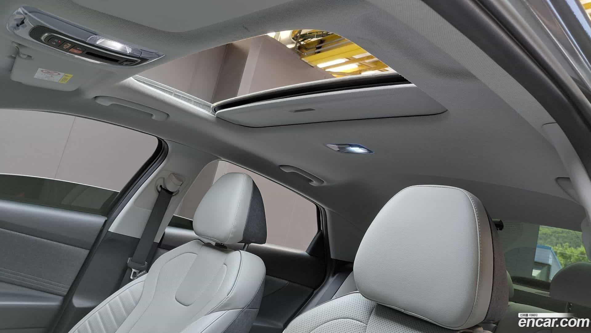 AVANTE Hyundai 2022.6-OPTION-021